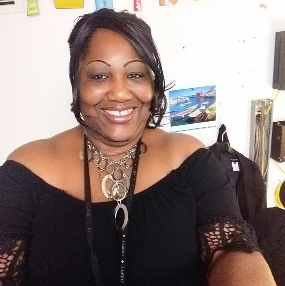 Meet your Posher, Angel - Picture 1 of 3